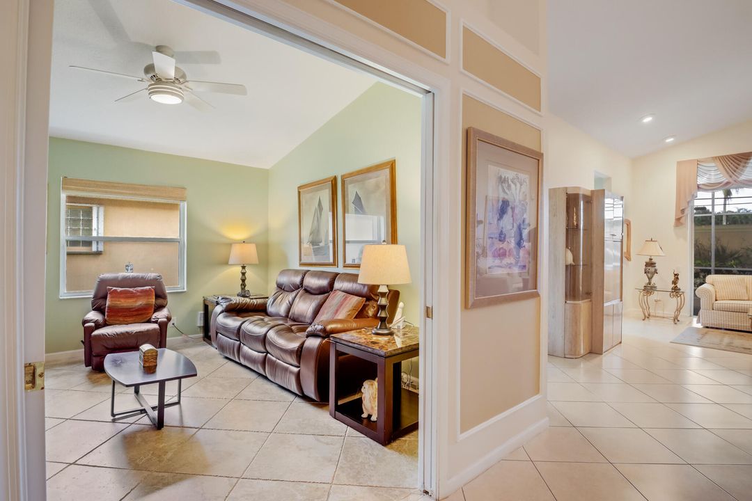 Active With Contract: $400,000 (3 beds, 2 baths, 1743 Square Feet)