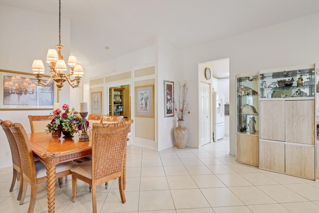 Active With Contract: $400,000 (3 beds, 2 baths, 1743 Square Feet)