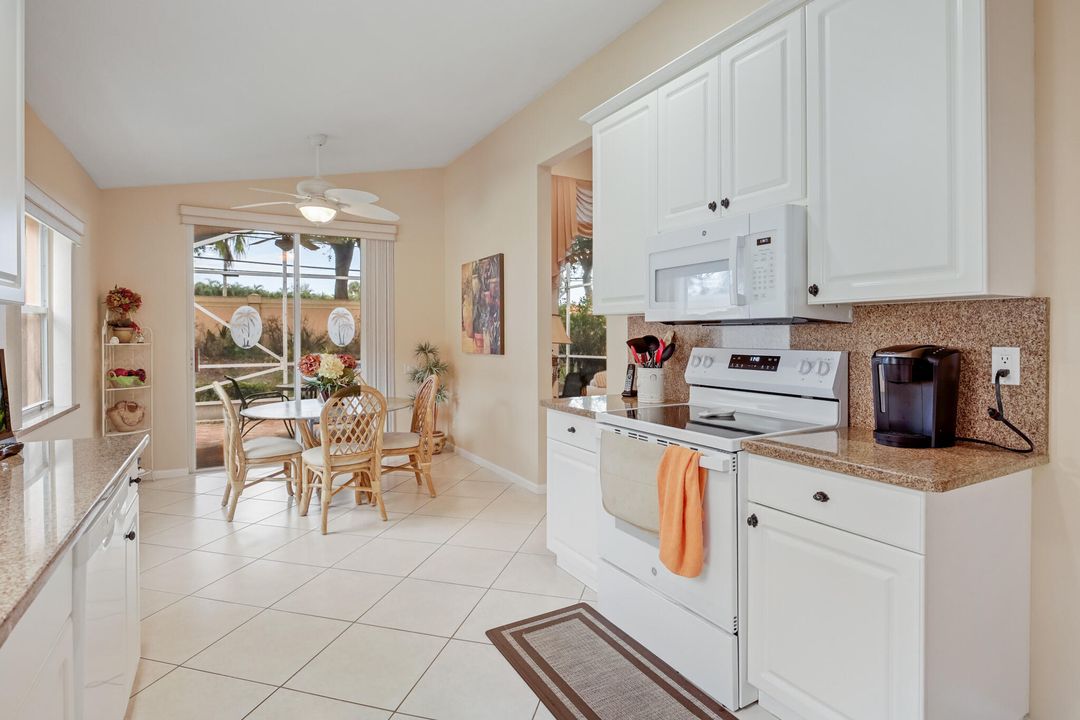 Active With Contract: $400,000 (3 beds, 2 baths, 1743 Square Feet)