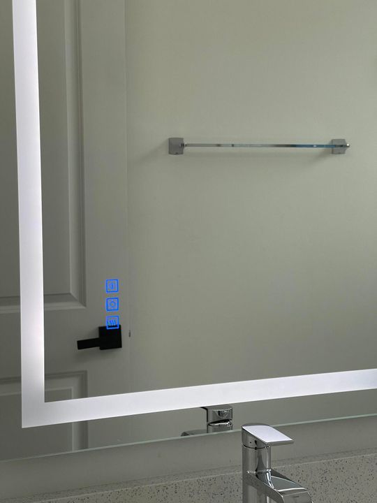 For Sale: $695,000 (4 beds, 2 baths, 2062 Square Feet)