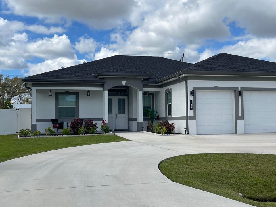 For Sale: $695,000 (4 beds, 2 baths, 2062 Square Feet)