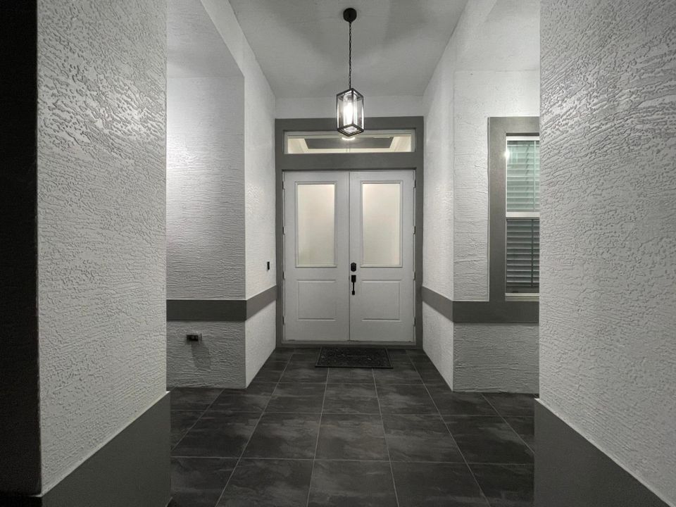 For Sale: $695,000 (4 beds, 2 baths, 2062 Square Feet)