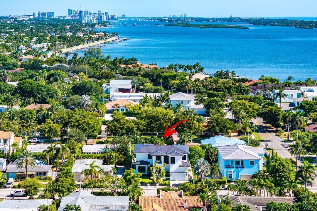 На продажу: $4,497,000 (5 спален, 5 ванн, 4381 Квадратных фут)