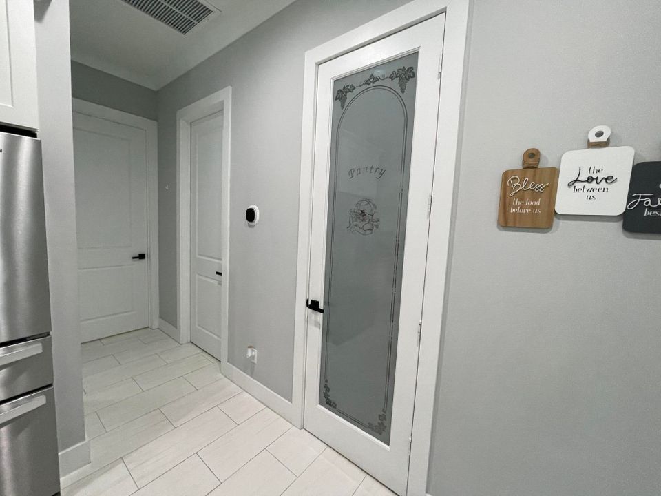 For Sale: $695,000 (4 beds, 2 baths, 2062 Square Feet)