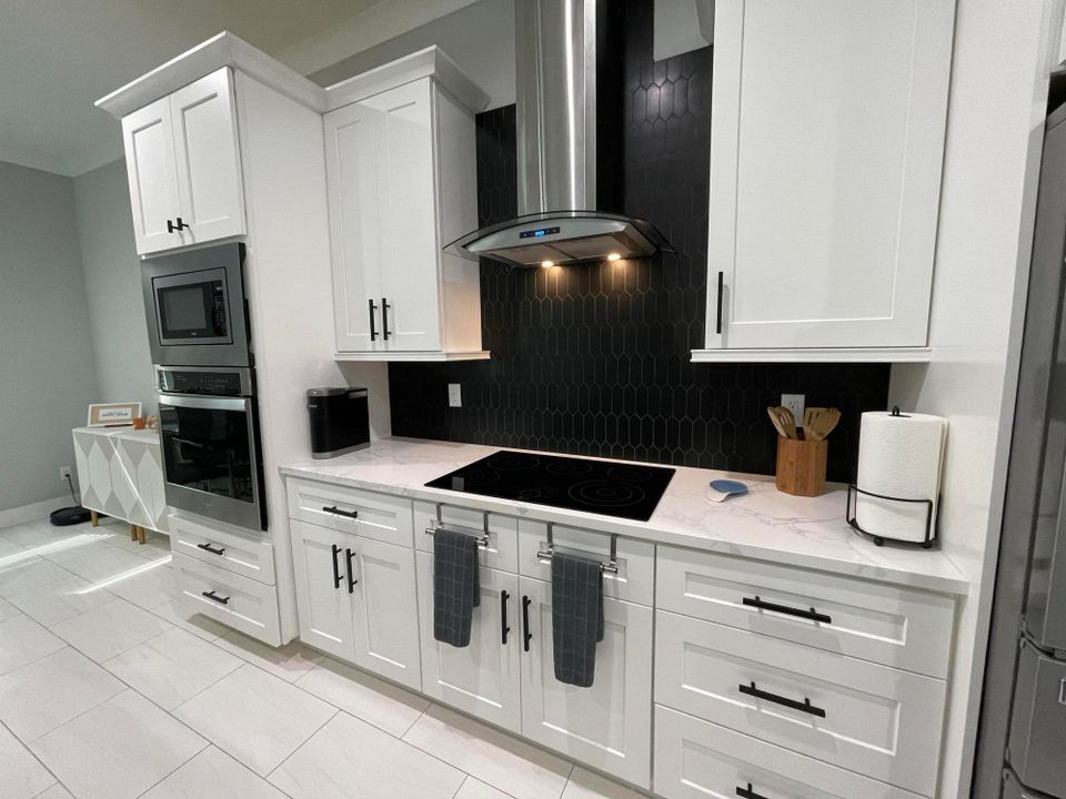 For Sale: $695,000 (4 beds, 2 baths, 2062 Square Feet)