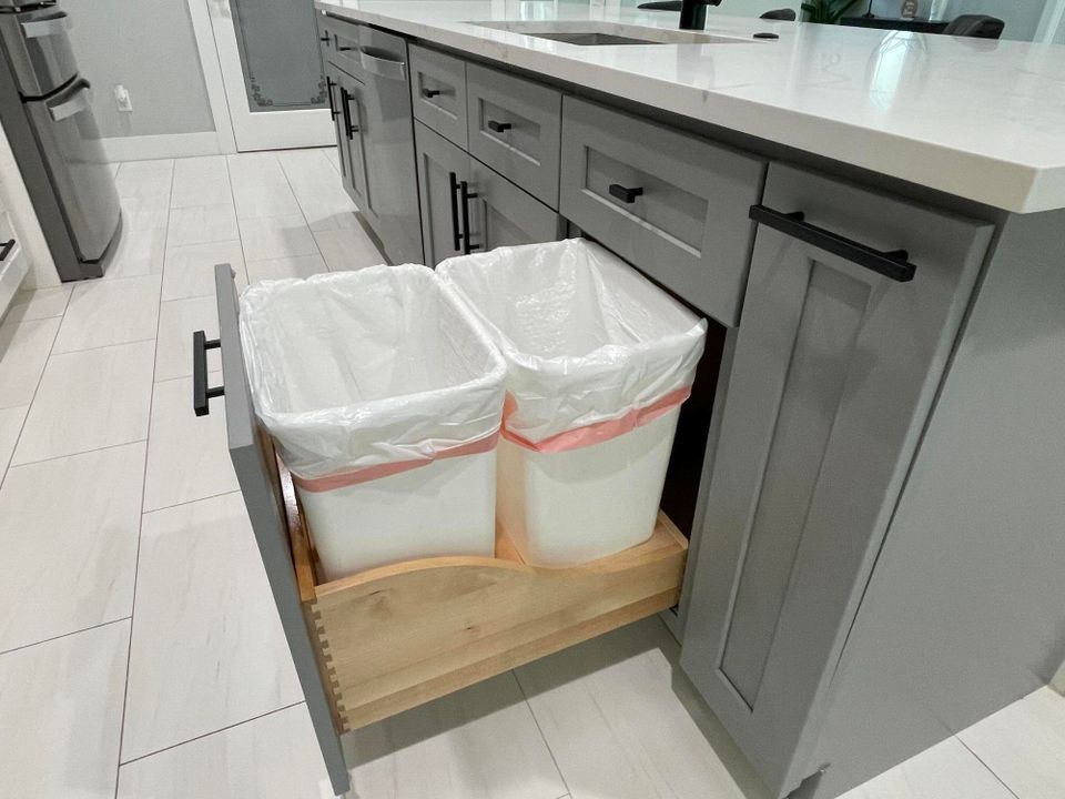 For Sale: $695,000 (4 beds, 2 baths, 2062 Square Feet)