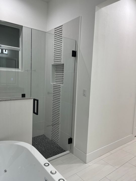 For Sale: $695,000 (4 beds, 2 baths, 2062 Square Feet)