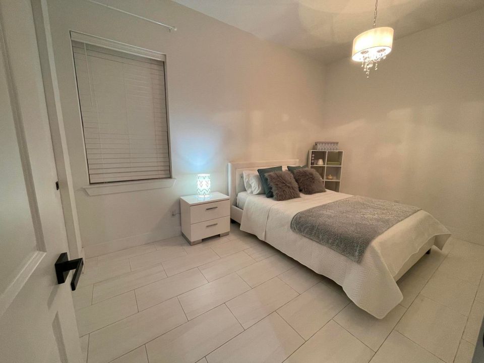 For Sale: $695,000 (4 beds, 2 baths, 2062 Square Feet)