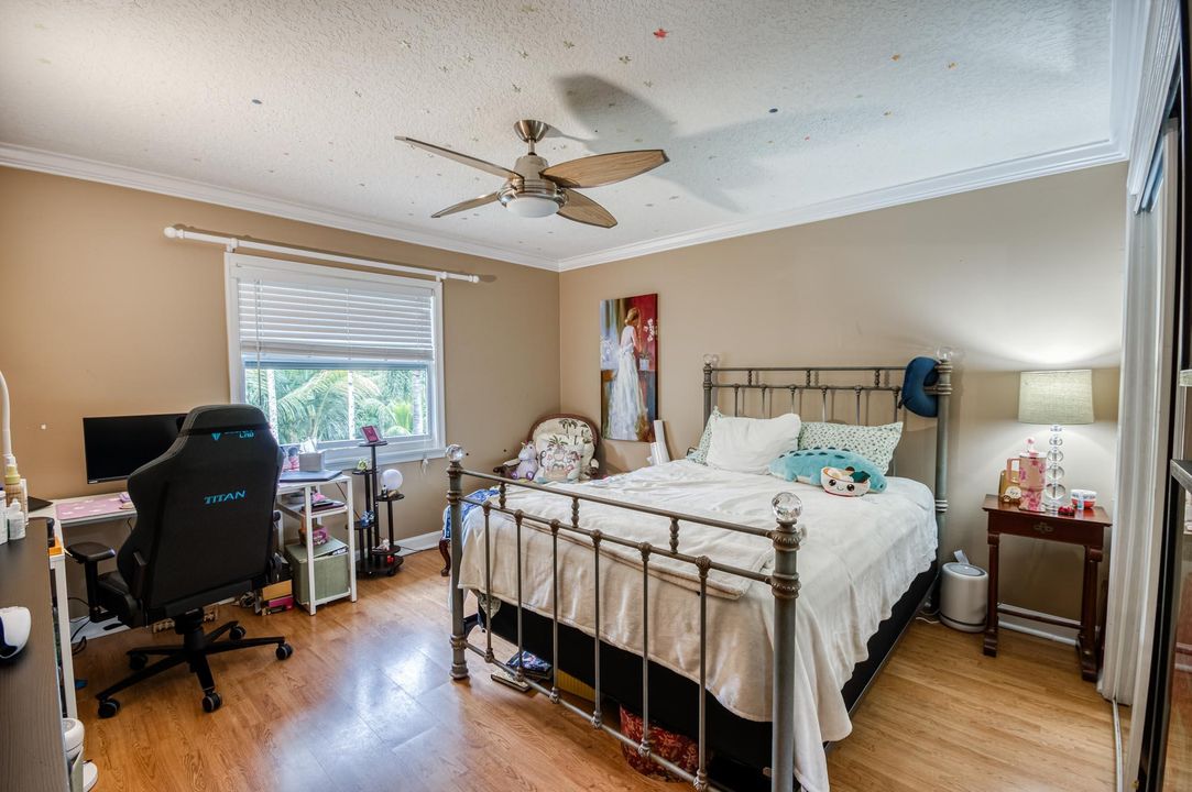 На продажу: $1,799,000 (4 спален, 3 ванн, 2931 Квадратных фут)