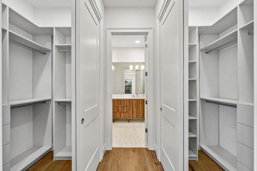 На продажу: $4,497,000 (5 спален, 5 ванн, 4381 Квадратных фут)