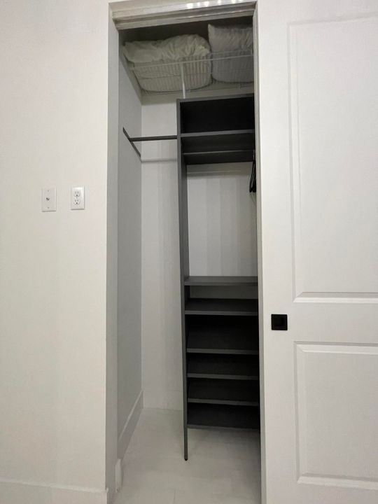 For Sale: $695,000 (4 beds, 2 baths, 2062 Square Feet)