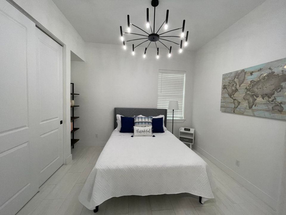 For Sale: $695,000 (4 beds, 2 baths, 2062 Square Feet)