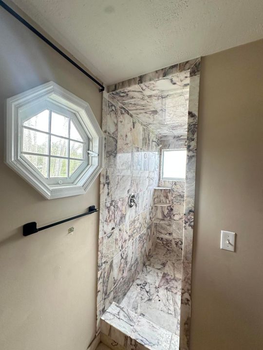 For Rent: $2,150 (3 beds, 2 baths, 1257 Square Feet)