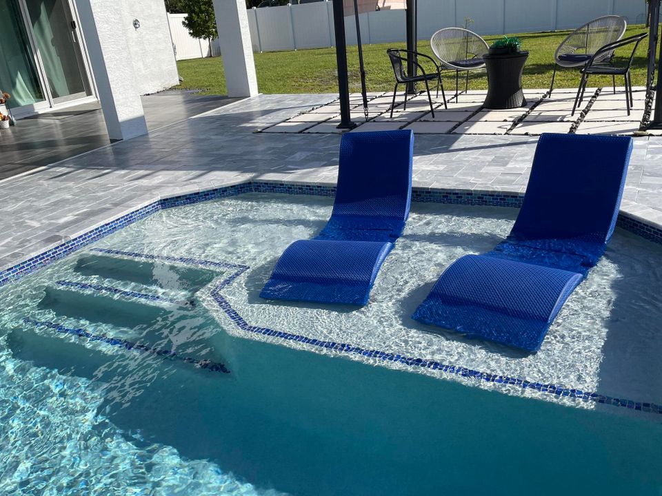 For Sale: $695,000 (4 beds, 2 baths, 2062 Square Feet)