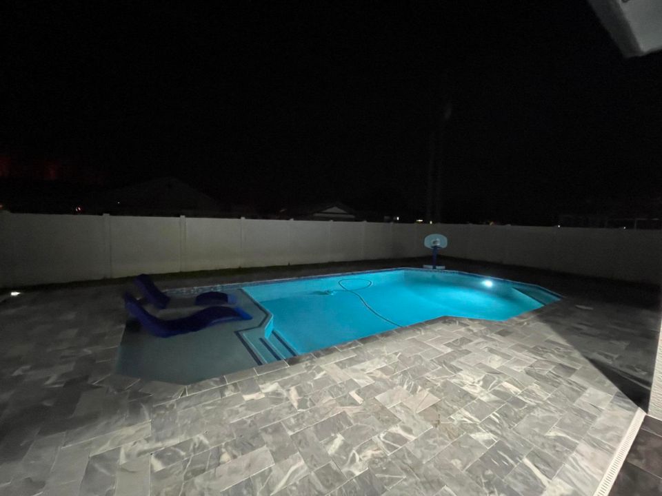 For Sale: $695,000 (4 beds, 2 baths, 2062 Square Feet)