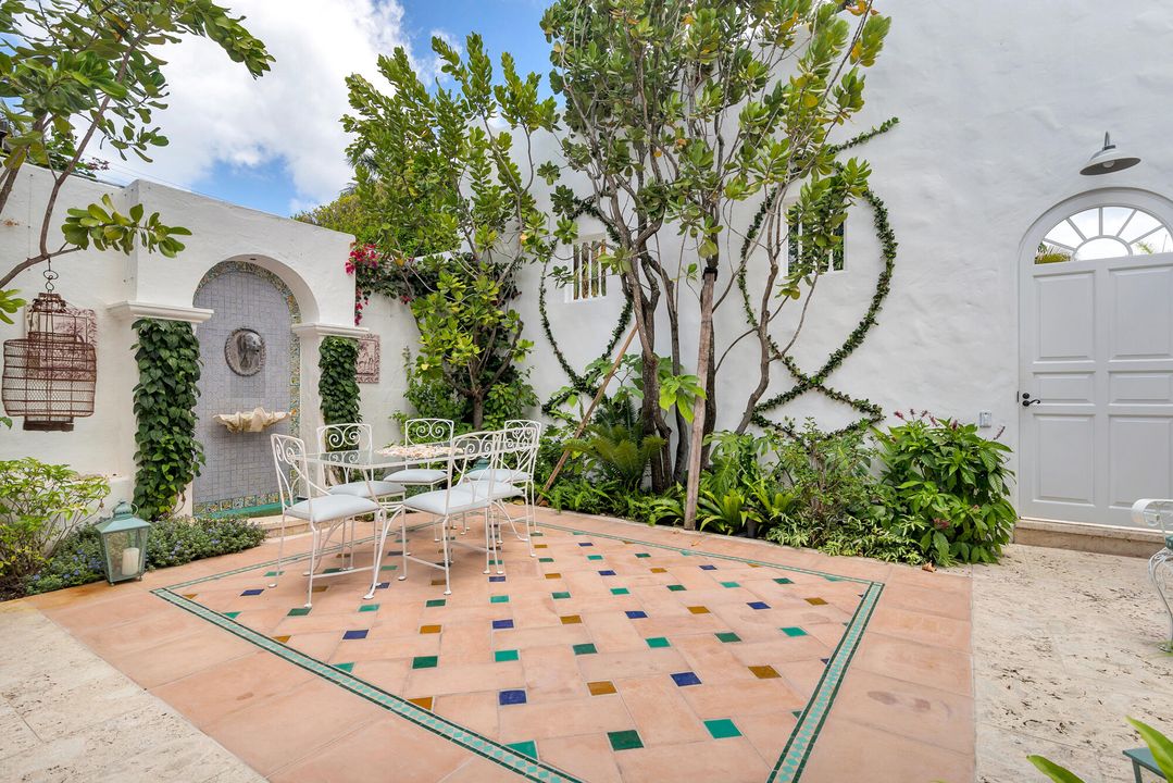 В аренду: $37,000 (2 спален, 2 ванн, 1942 Квадратных фут)