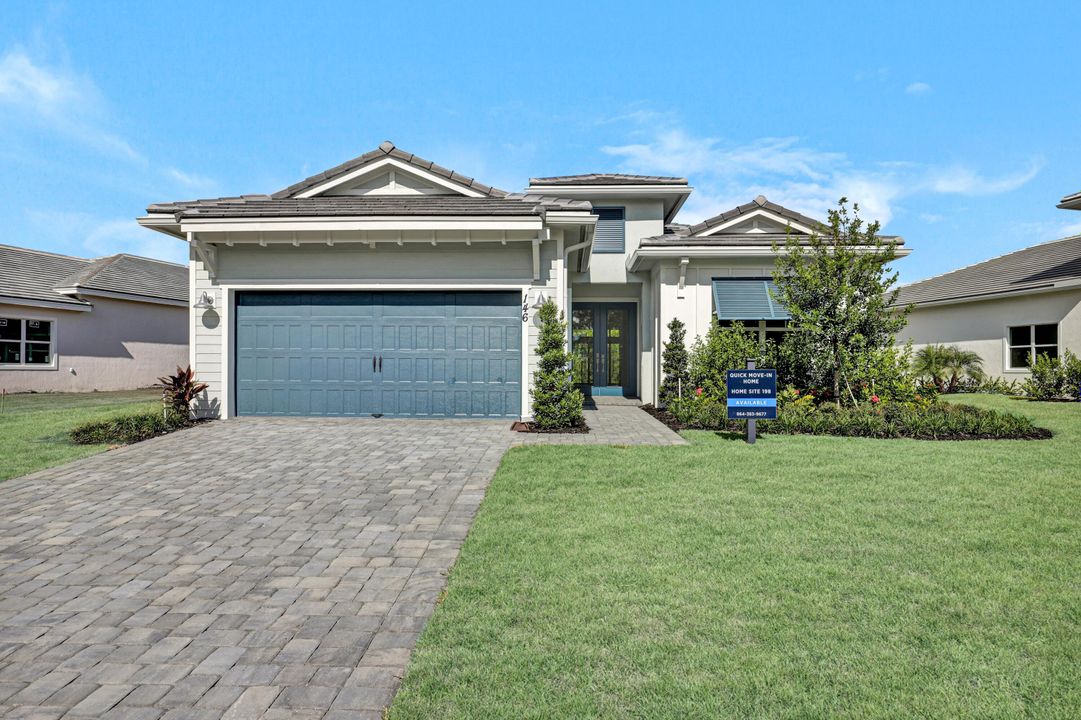 For Sale: $879,000 (3 beds, 3 baths, 2735 Square Feet)