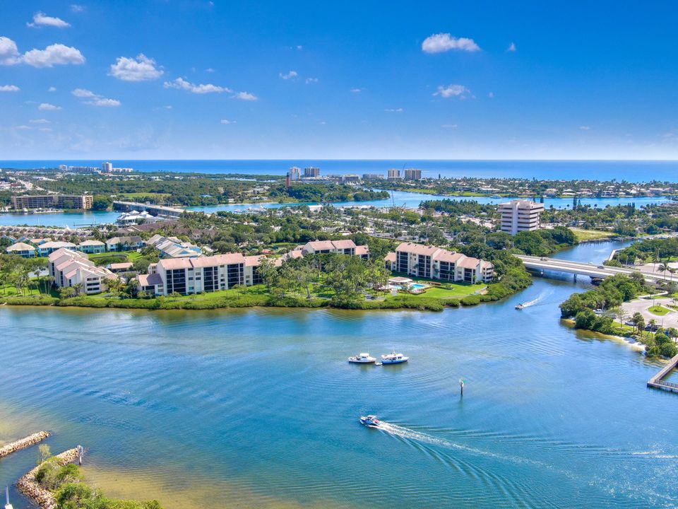 В аренду: $6,500 (2 спален, 2 ванн, 1441 Квадратных фут)