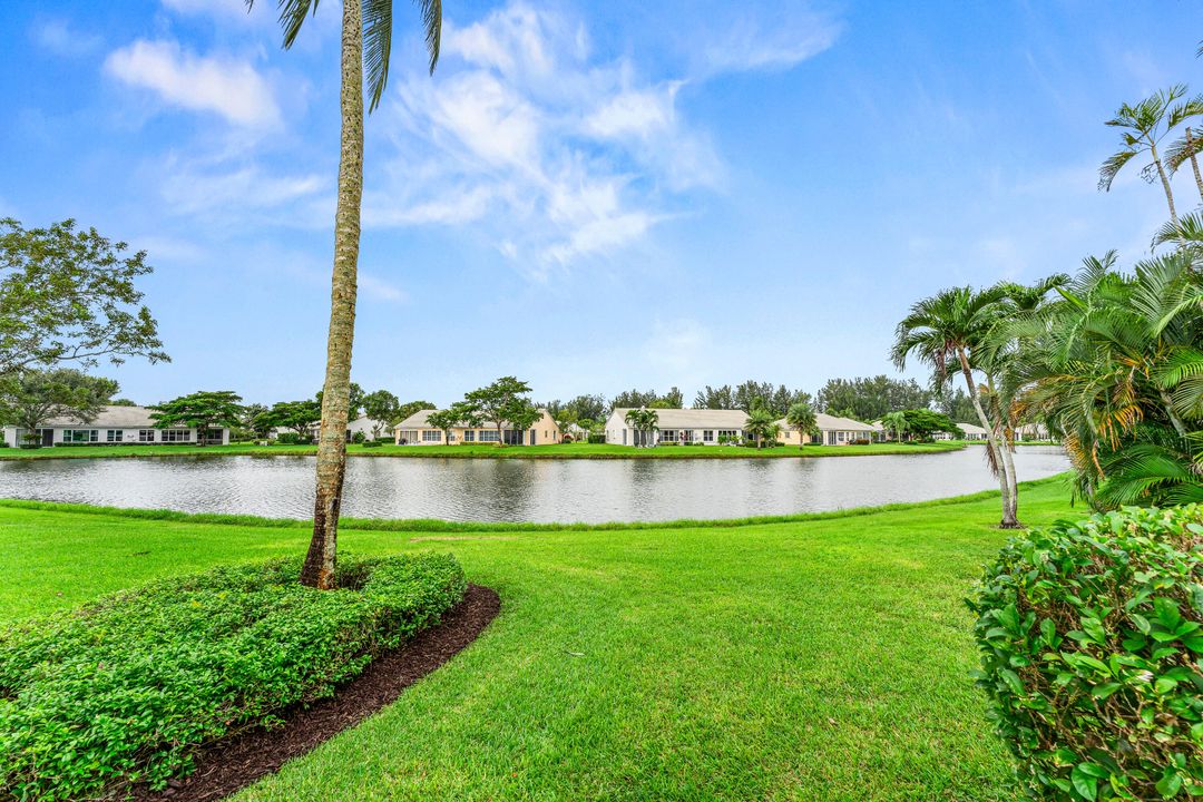 合同活跃: $3,350 (2 贝兹, 2 浴室, 2249 平方英尺)