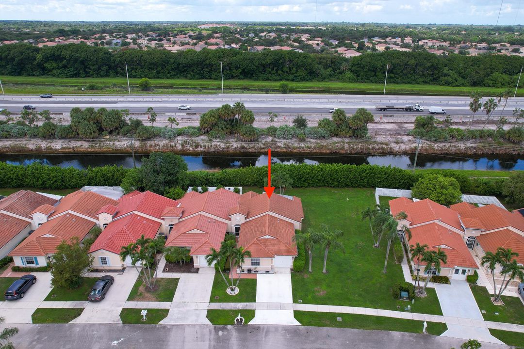 Active With Contract: $399,900 (3 beds, 2 baths, 1386 Square Feet)