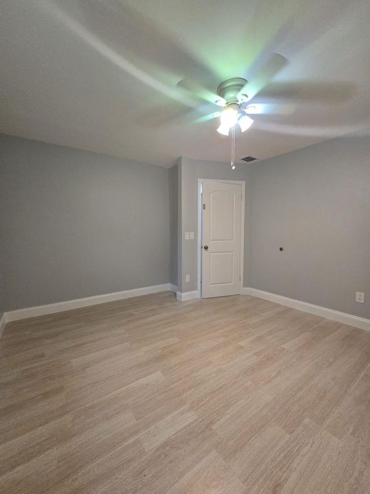 For Sale: $875,900 (4 beds, 2 baths, 1930 Square Feet)