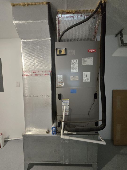 For Sale: $875,900 (4 beds, 2 baths, 1930 Square Feet)