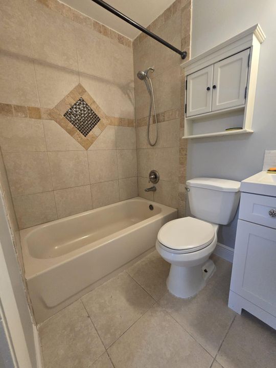 For Sale: $875,900 (4 beds, 2 baths, 1930 Square Feet)