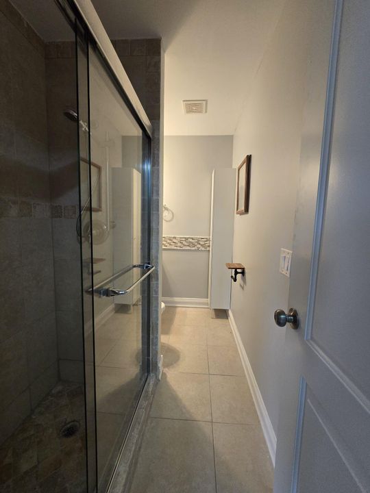 For Sale: $875,900 (4 beds, 2 baths, 1930 Square Feet)