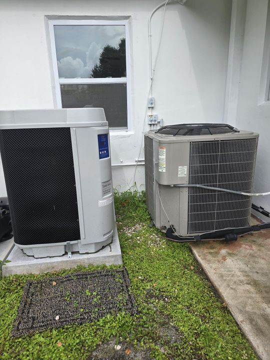 For Sale: $875,900 (4 beds, 2 baths, 1930 Square Feet)