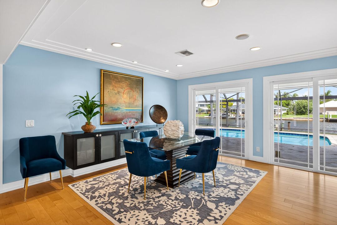 For Sale: $1,995,000 (3 beds, 2 baths, 2658 Square Feet)