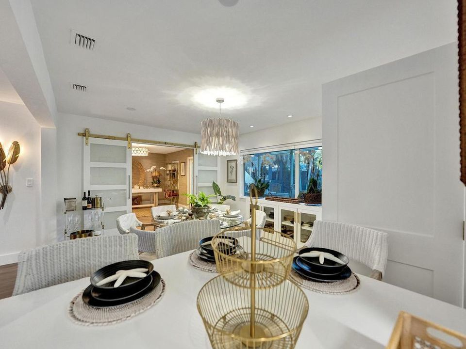 For Rent: $12,000 (3 beds, 3 baths, 1500 Square Feet)