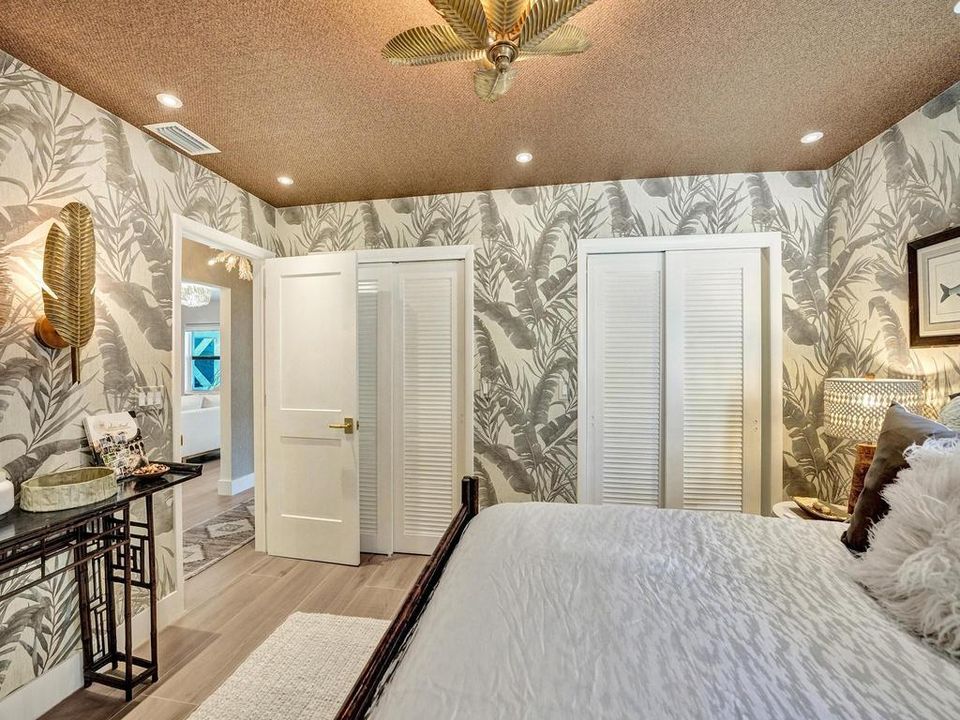 For Rent: $12,000 (3 beds, 3 baths, 1500 Square Feet)