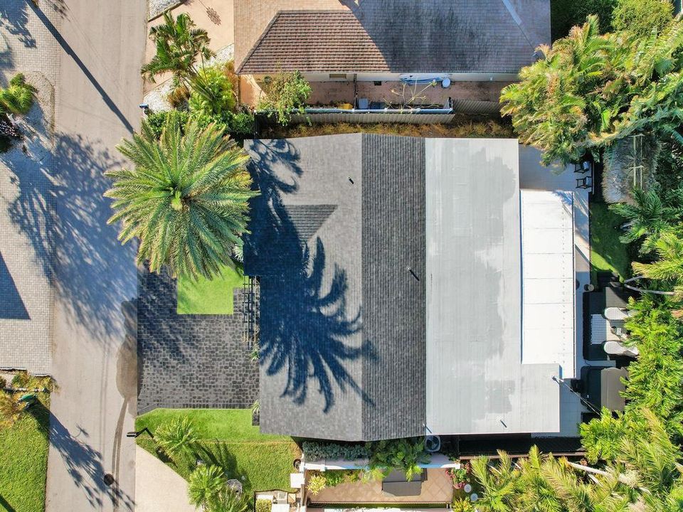 For Rent: $12,000 (3 beds, 3 baths, 1500 Square Feet)