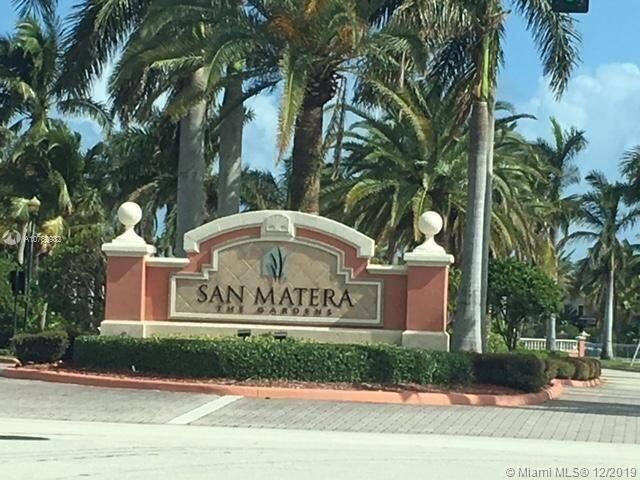 En Venta: $495,000 (3 camas, 3 baños, 1600 Pies cuadrados)