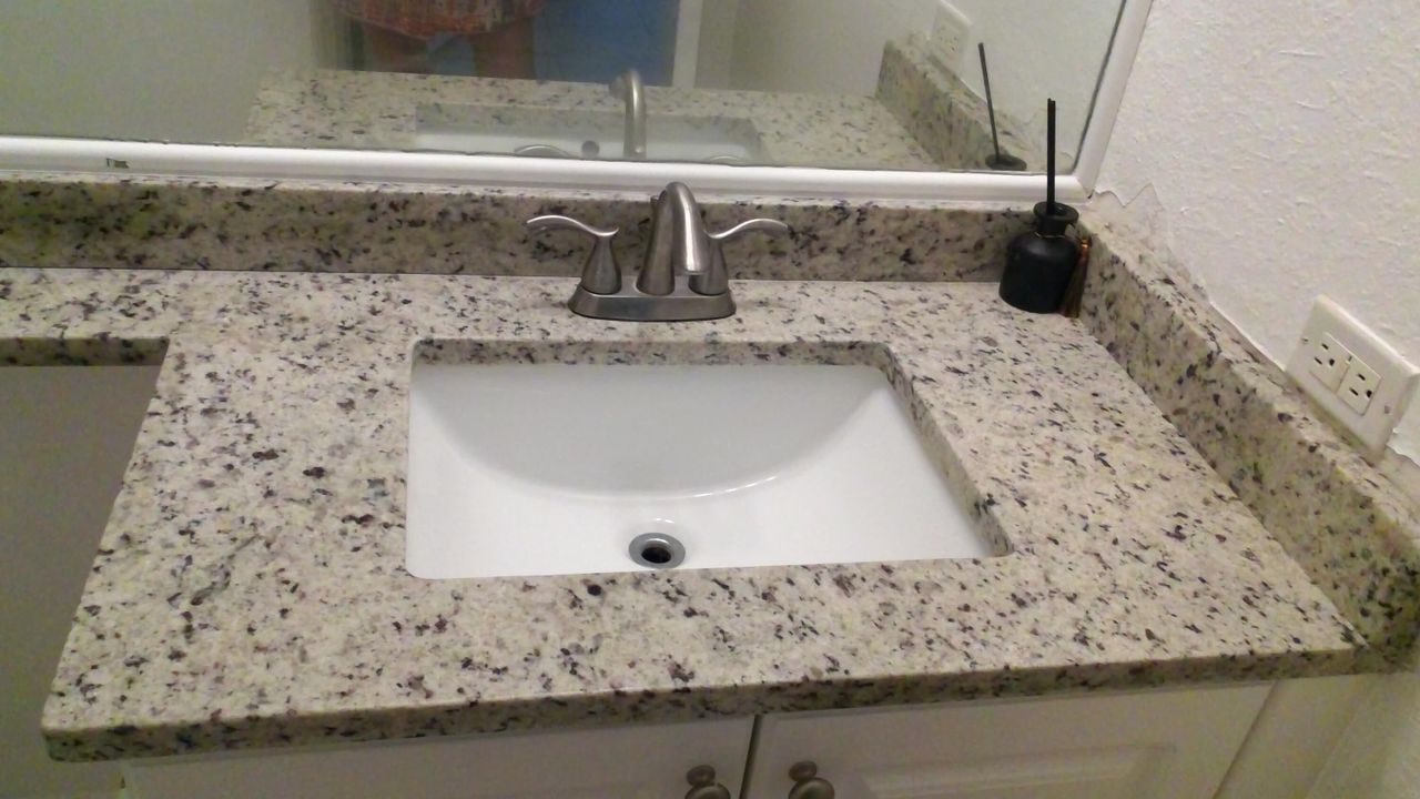 En Venta: $495,000 (3 camas, 3 baños, 1600 Pies cuadrados)