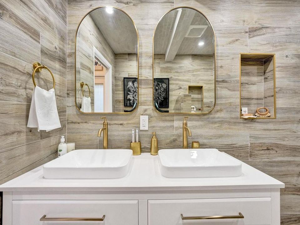 На продажу: $1,379,000 (3 спален, 3 ванн, 1500 Квадратных фут)