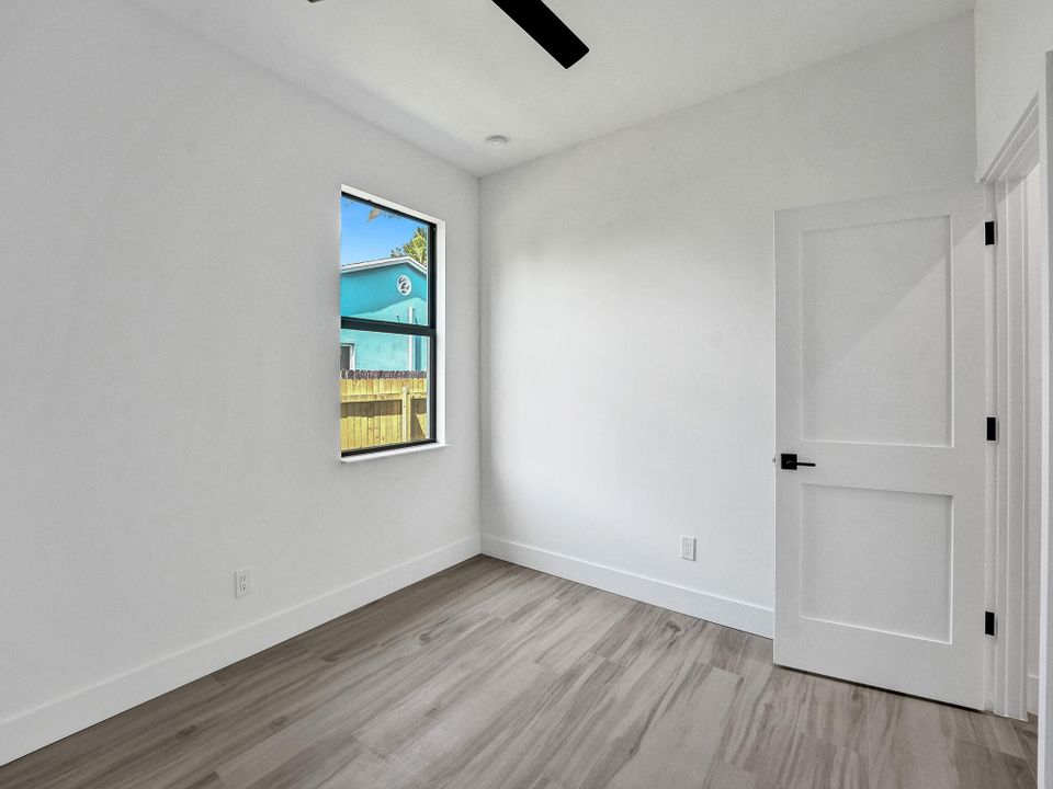 For Sale: $1,549,000 (4 beds, 3 baths, 2358 Square Feet)