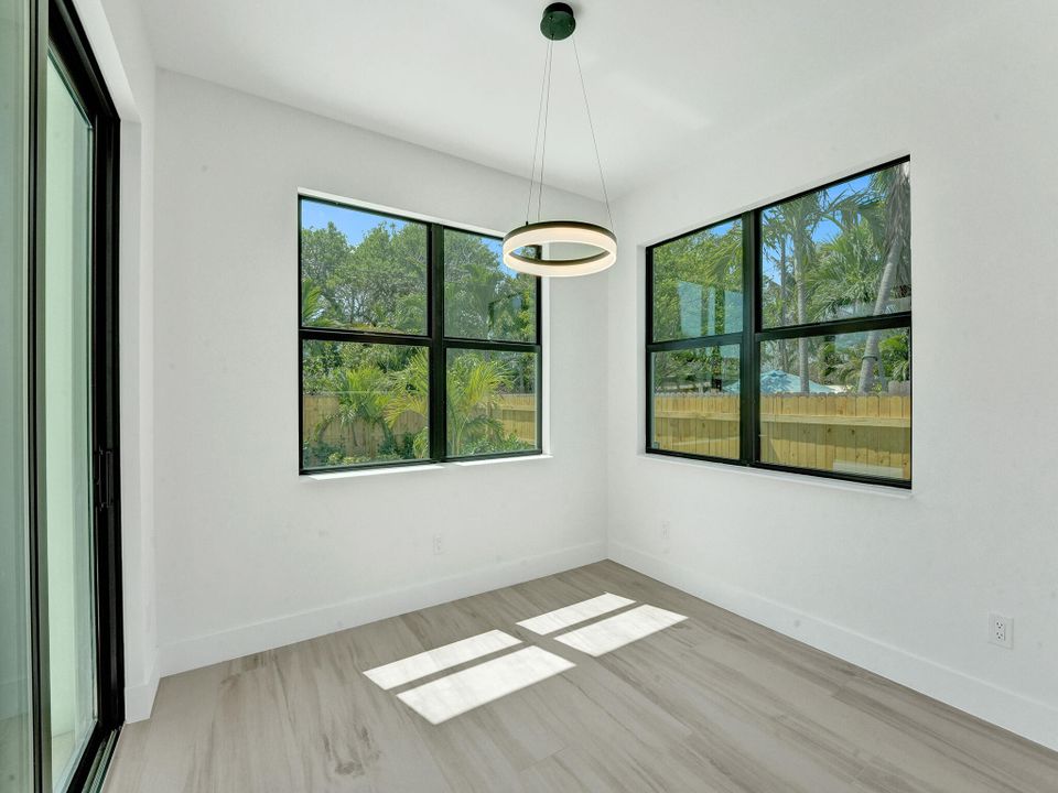 For Sale: $1,549,000 (4 beds, 3 baths, 2358 Square Feet)