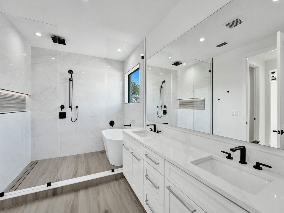 For Sale: $1,549,000 (4 beds, 3 baths, 2358 Square Feet)