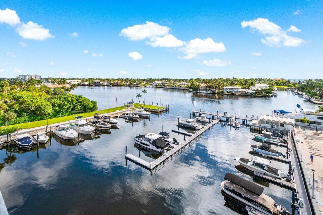 Под контрактом: $12,000 (3 спален, 2 ванн, 1455 Квадратных фут)