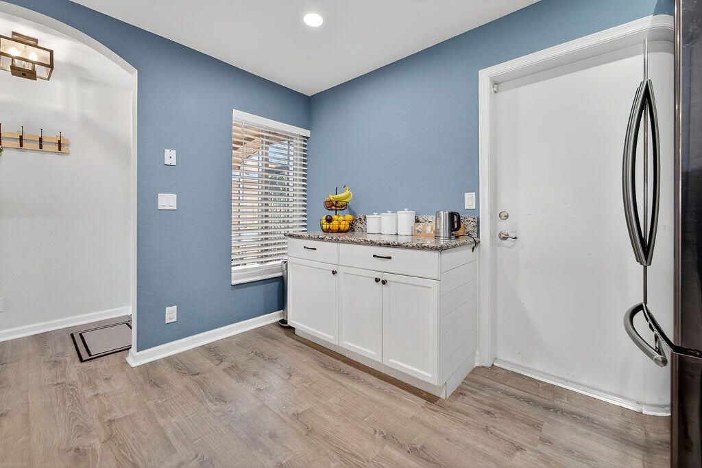 Active With Contract: $389,000 (3 beds, 2 baths, 1560 Square Feet)