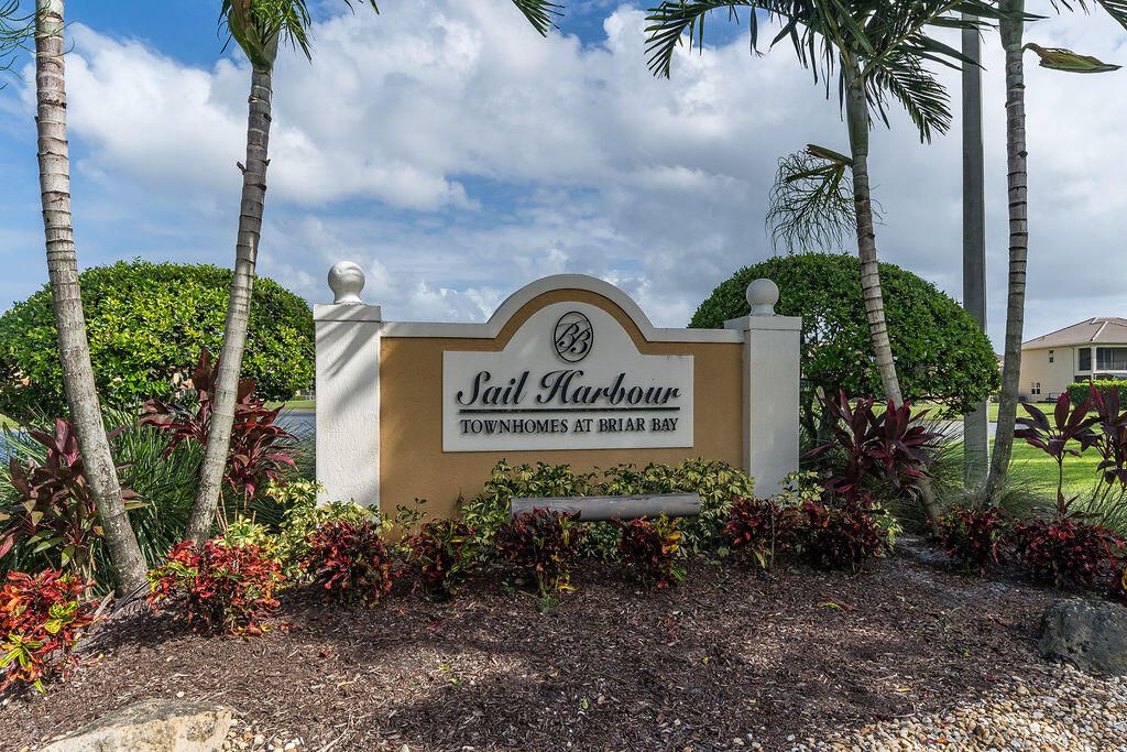 Active With Contract: $389,000 (3 beds, 2 baths, 1560 Square Feet)