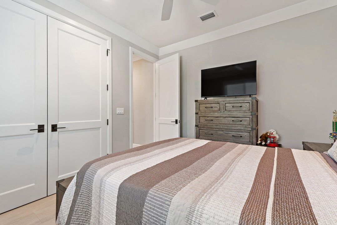 待售: $2,175,000 (3 贝兹, 2 浴室, 2583 平方英尺)