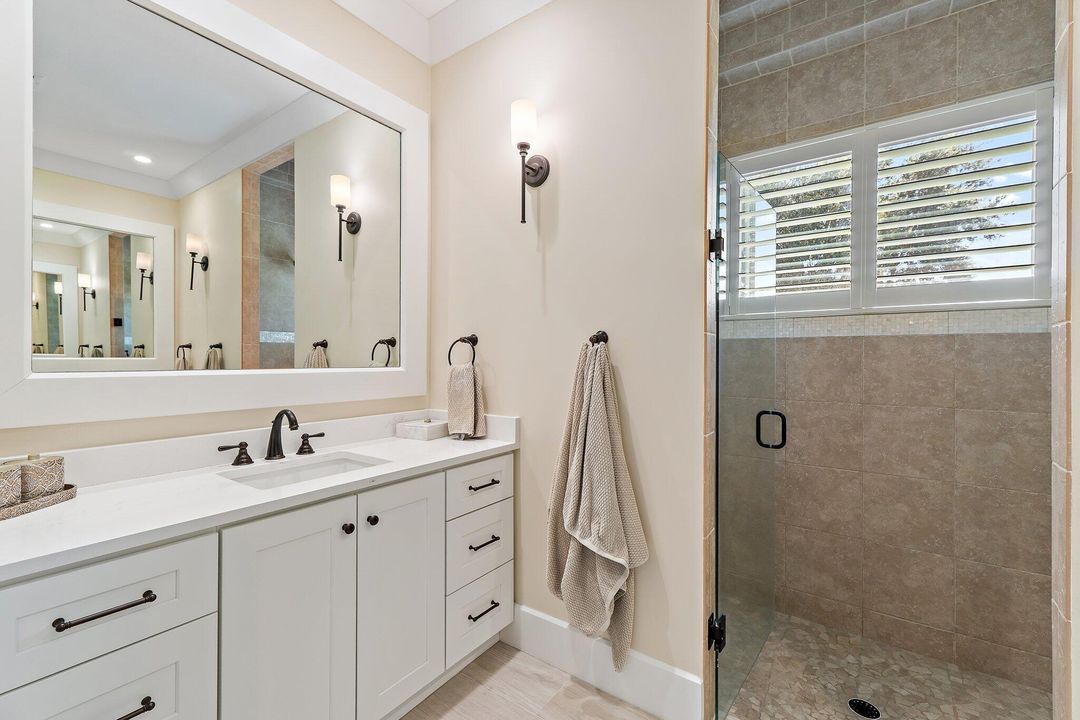 待售: $2,175,000 (3 贝兹, 2 浴室, 2583 平方英尺)