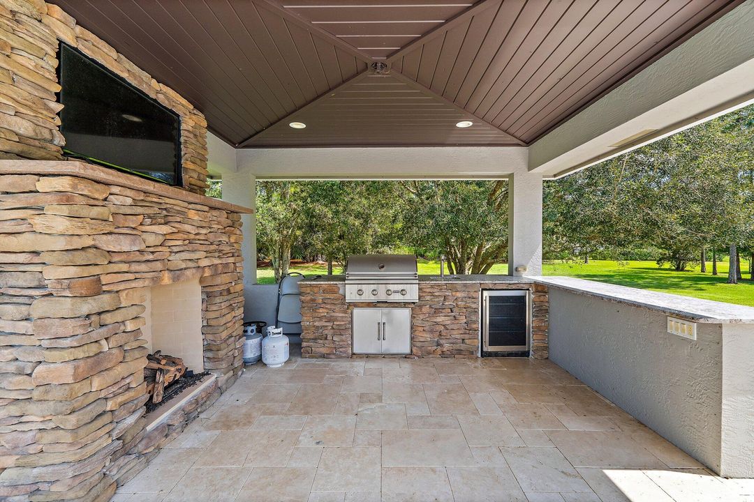 待售: $2,175,000 (3 贝兹, 2 浴室, 2583 平方英尺)