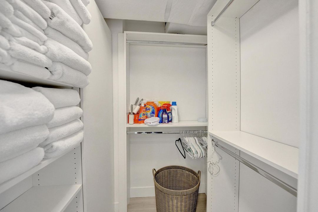 Под контрактом: $525,000 (2 спален, 2 ванн, 950 Квадратных фут)