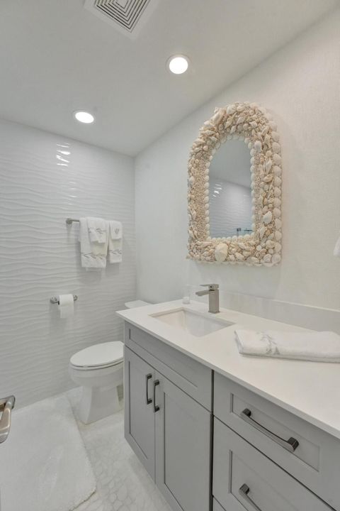 Под контрактом: $525,000 (2 спален, 2 ванн, 950 Квадратных фут)