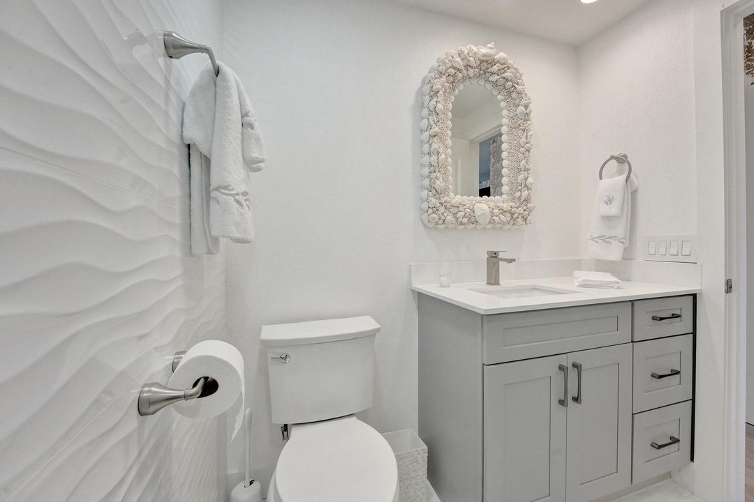 Под контрактом: $525,000 (2 спален, 2 ванн, 950 Квадратных фут)