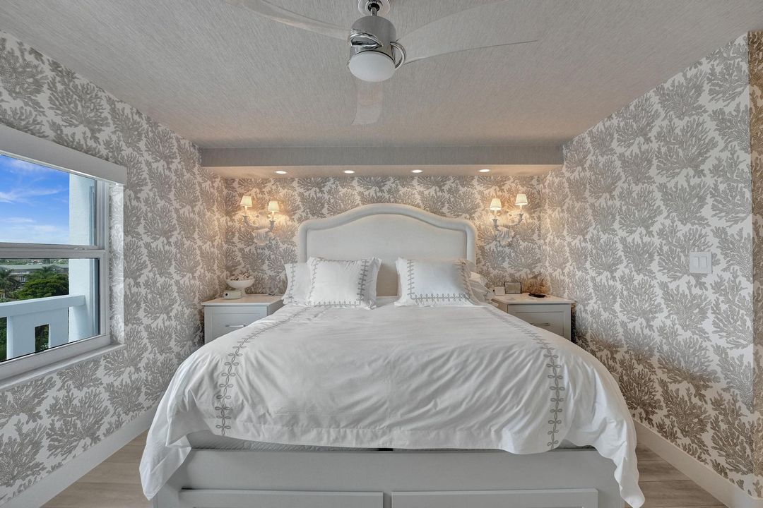 Под контрактом: $525,000 (2 спален, 2 ванн, 950 Квадратных фут)