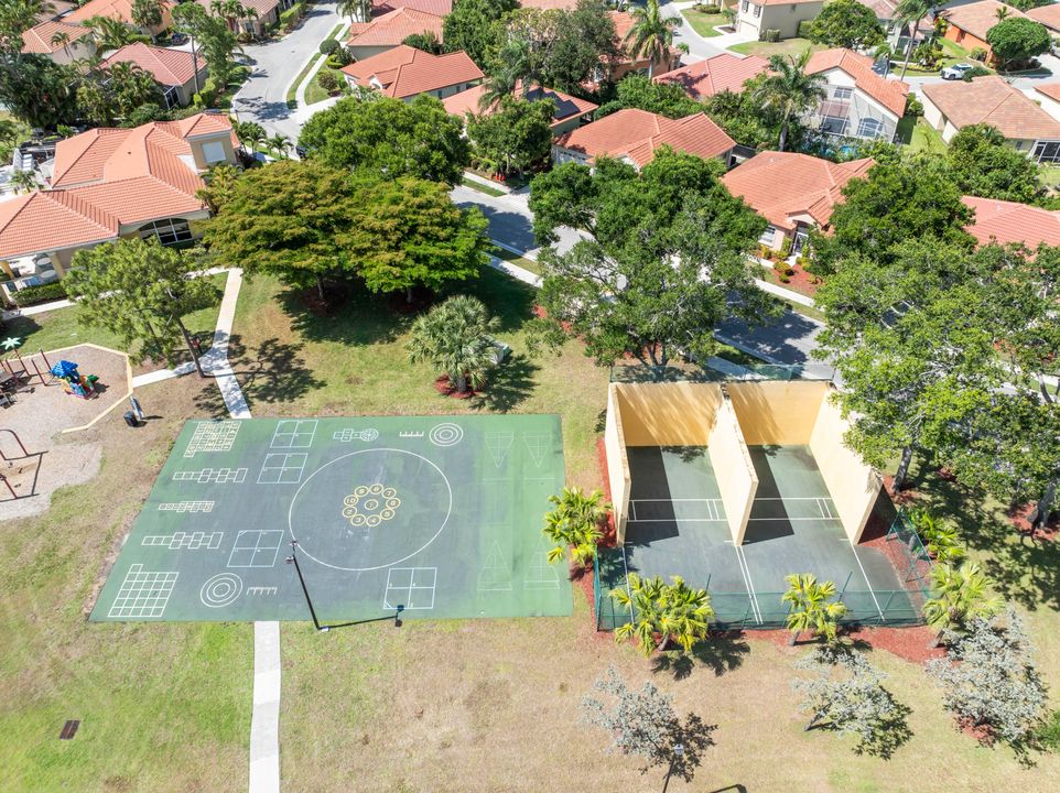 For Sale: $498,650 (3 beds, 2 baths, 1461 Square Feet)